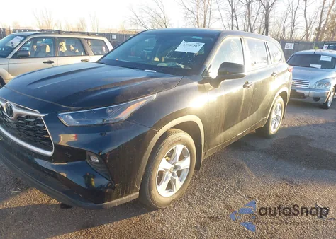 2024 Toyota Highlander Le z USA, uszkodzony, nr VIN 5TDKDRBH5RS536019